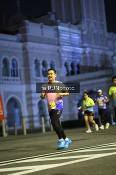 Runner Photo 5562102