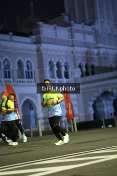 Runner Photo 5562176