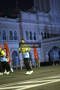 Runner Photo 5562177