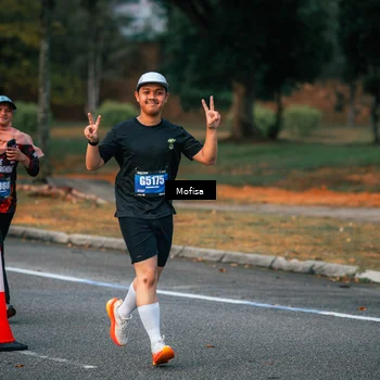 Runner Photo 5562235