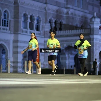 Runner Photo 5562474