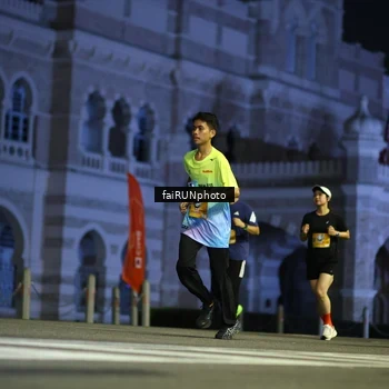 Runner Photo 5562479