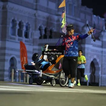 Runner Photo 5562564