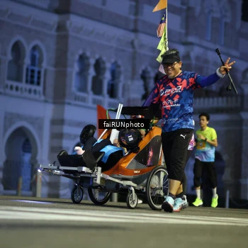 Runner Photo 5562570