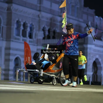 Runner Photo 5562582