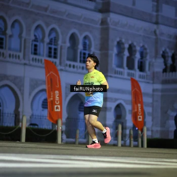 Runner Photo 5562610