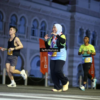 Runner Photo 5562631