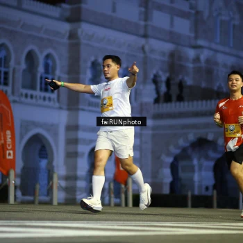 Runner Photo 5562649