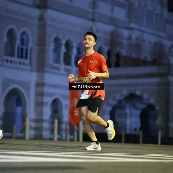 Runner Photo 5562655