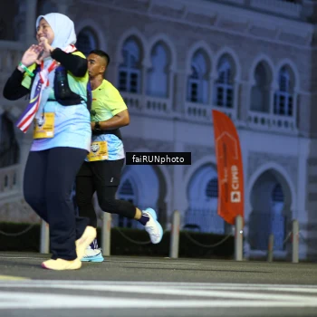 Runner Photo 5562670