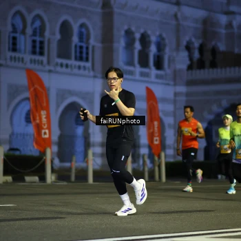 Runner Photo 5562695