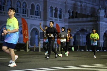 Runner Photo 5562744