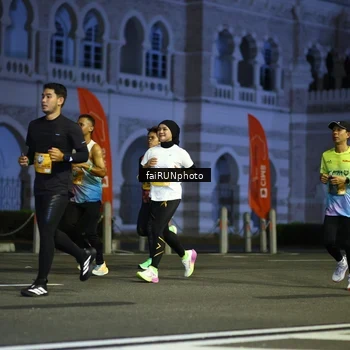 Runner Photo 5562746