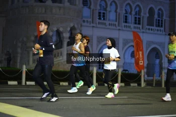 Runner Photo 5562756