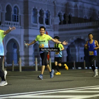 Runner Photo 5562879