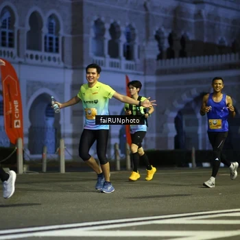 Runner Photo 5562880