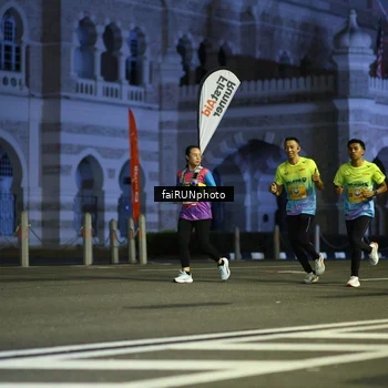 Runner Photo 5562896
