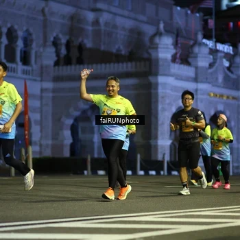 Runner Photo 5562983