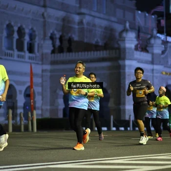 Runner Photo 5562996