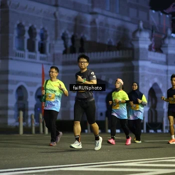 Runner Photo 5563001