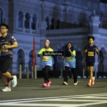 Runner Photo 5563015