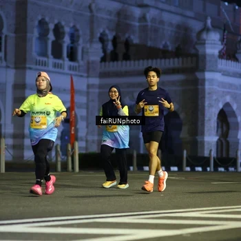 Runner Photo 5563024