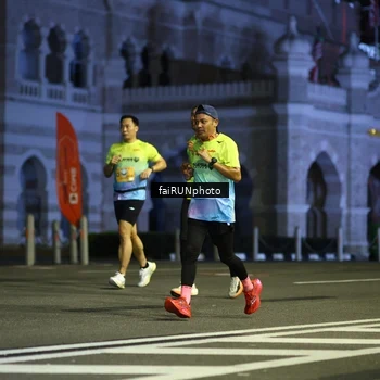 Runner Photo 5563034