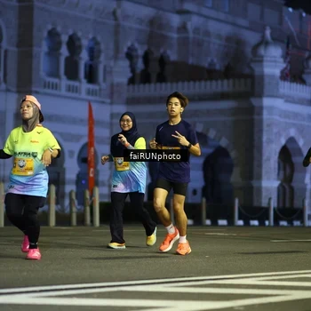 Runner Photo 5563036