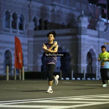Runner Photo 5563046