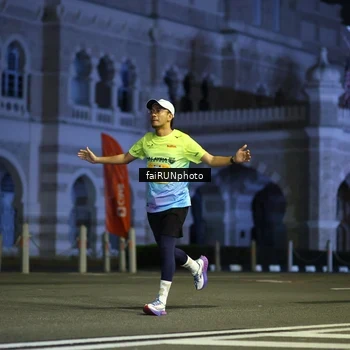 Runner Photo 5563072