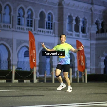 Runner Photo 5563077