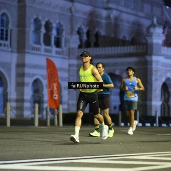 Runner Photo 5563094