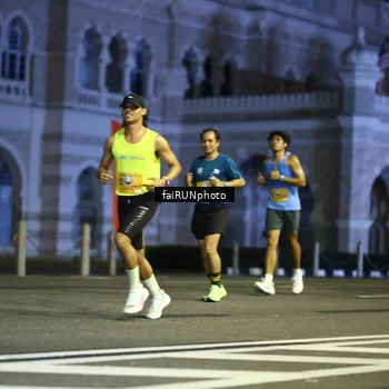 Runner Photo 5563105
