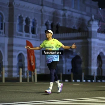 Runner Photo 5563126