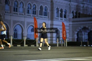 Runner Photo 5563163