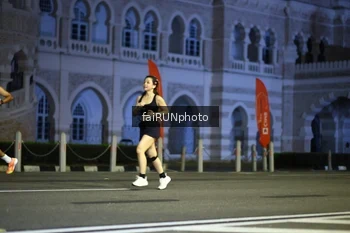Runner Photo 5563169