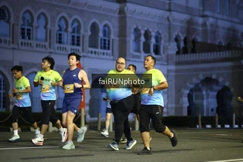 Runner Photo 5563196