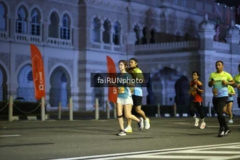Runner Photo 5563211