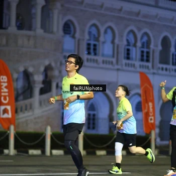 Runner Photo 5563262