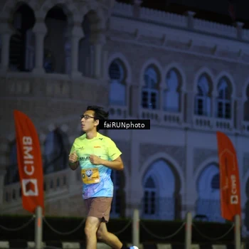Runner Photo 5563300