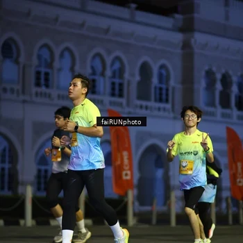 Runner Photo 5563347