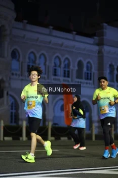 Runner Photo 5563370