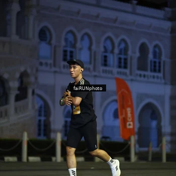 Runner Photo 5563401