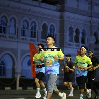 Runner Photo 5563450