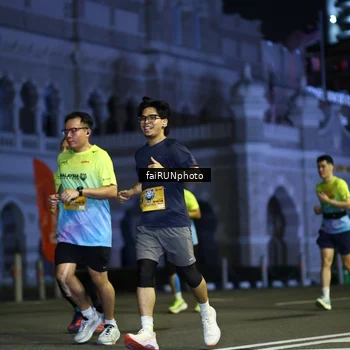 Runner Photo 5563512
