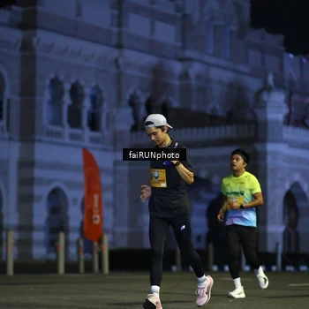 Runner Photo 5563550