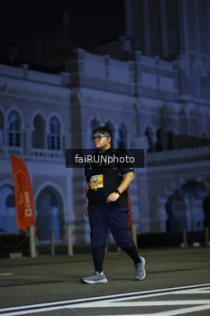 Runner Photo 5563556