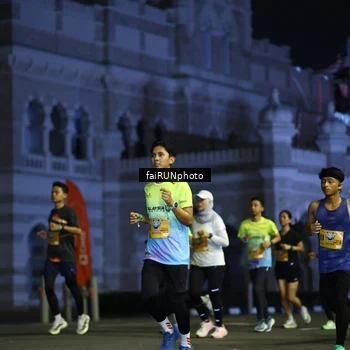 Runner Photo 5563576