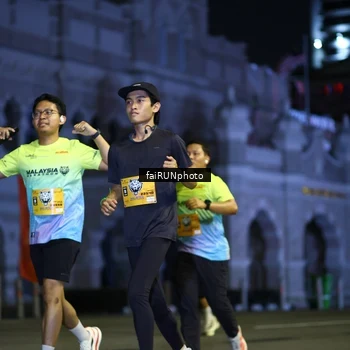 Runner Photo 5563598