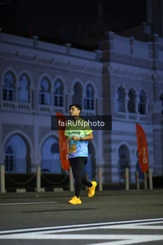 Runner Photo 5563647